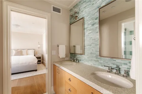 $9,200,000 | 413 7th Street, Manhattan Beach, CA 90266