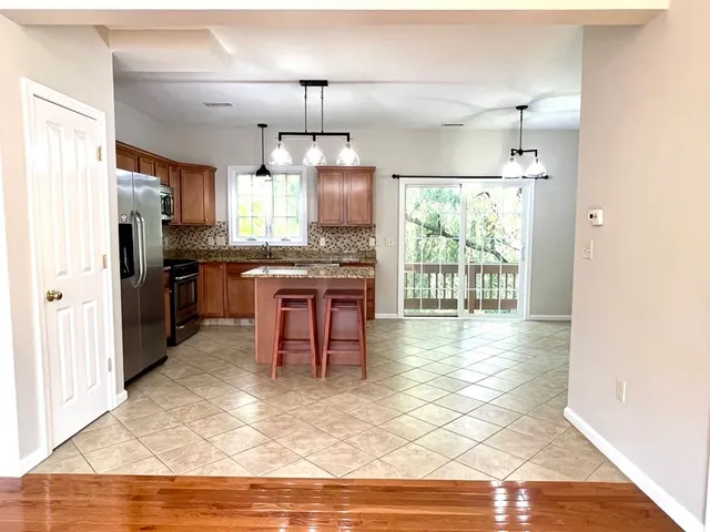 $2,950 | 81 East Mountain Worcester Ma, Worcester, MA 01609