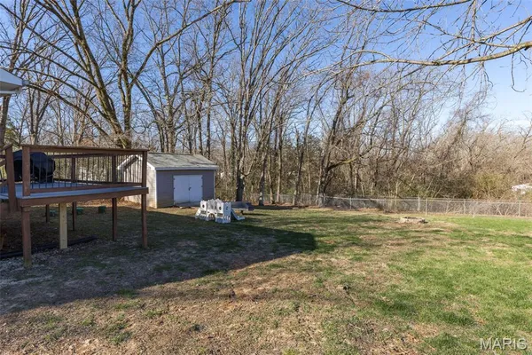 $169,900 | 13552 East Sunrise Lake Drive, De Soto, MO 63020