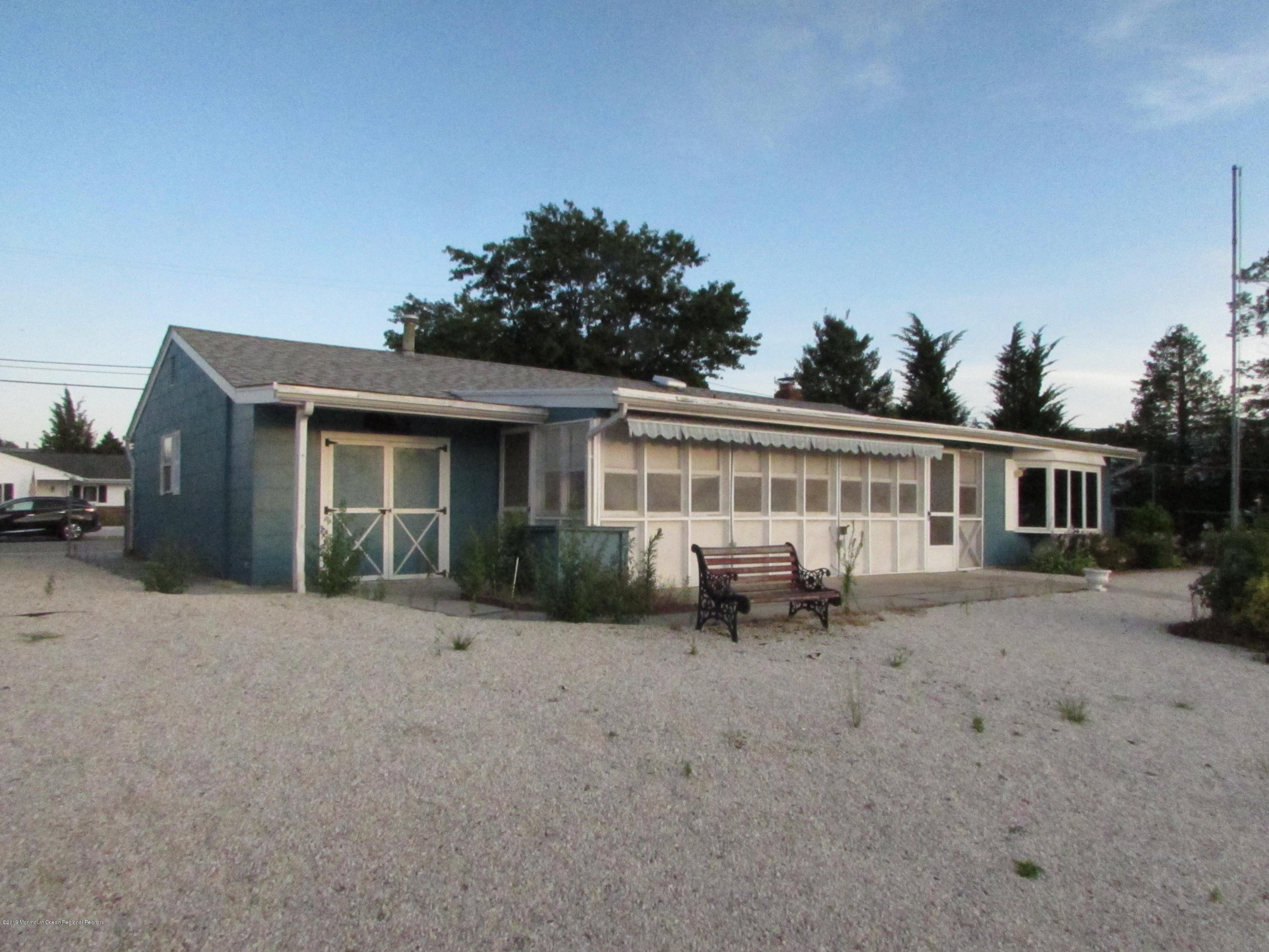 119 Hatteras Road Barnegat, NJ 08005 - Photo 2 of 16 IMG_2946 (1)