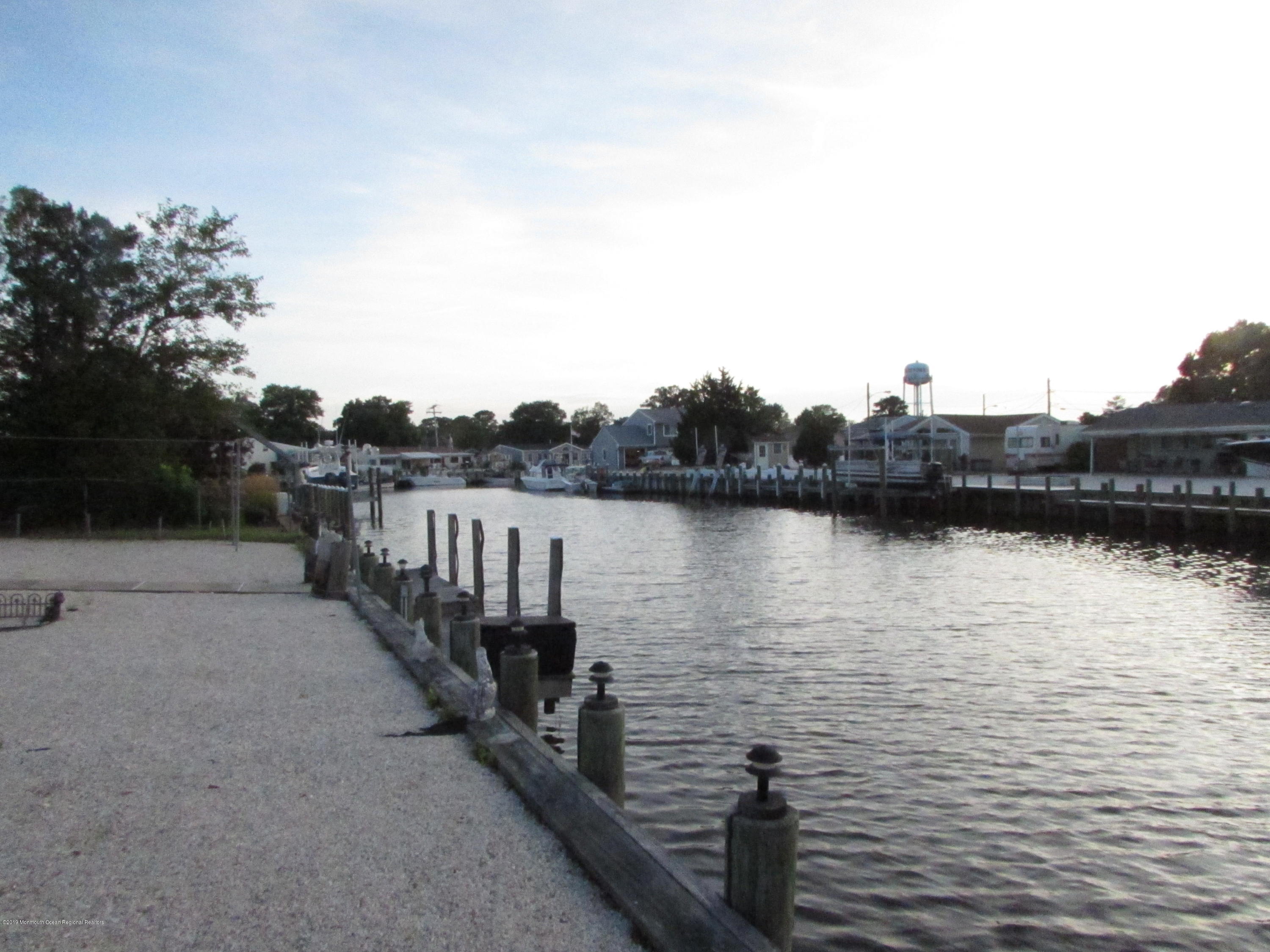 119 Hatteras Road Barnegat, NJ 08005 - Photo 3 of 16 IMG_2947 (1)