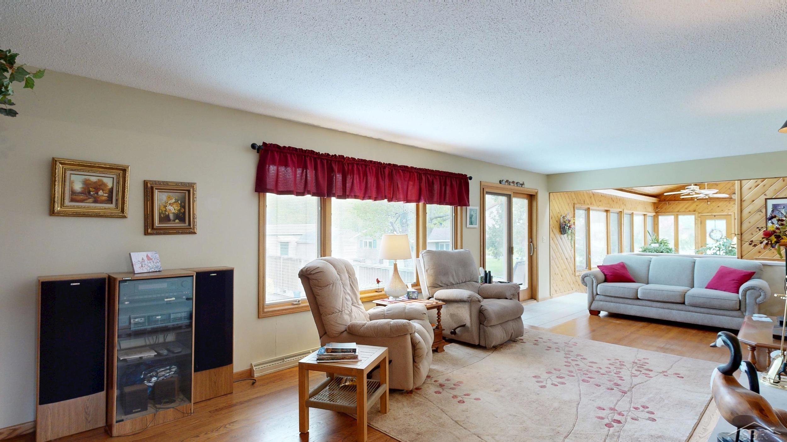 5220 North River Road Freeland, MI 48623 - Photo 11 of 47