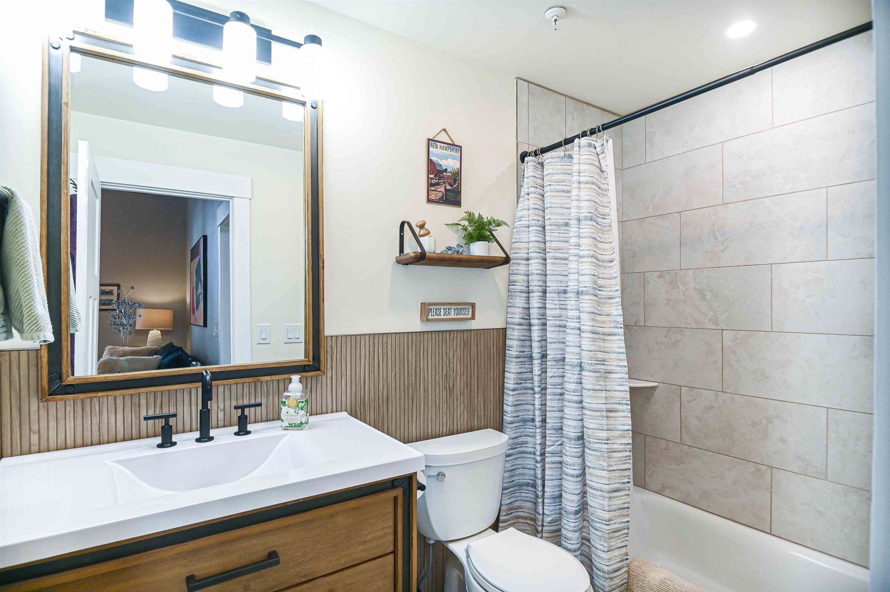 156 Front Street, Unit 302 Exeter, NH 03833 - Photo 15 of 35