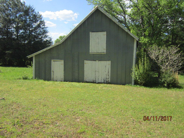 1709 Pecan Grove Road Washington, GA 30673 - Photo 3 of 24