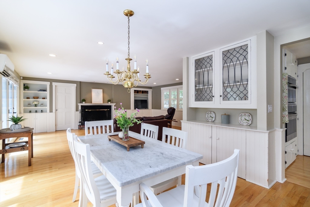 6 Brook Street Sherborn, MA 01770 - Photo 5 of 29 Gallery Image 5