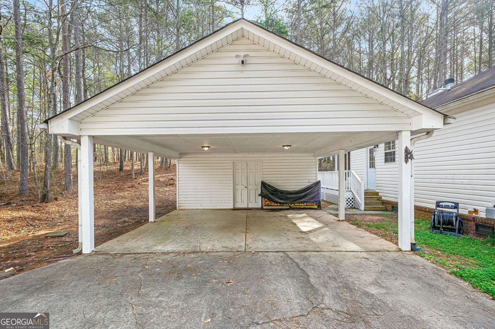 156 Pine Street Covington, GA 30014 - Photo 6 of 37 a backyard of a house with yard and outdoor seating