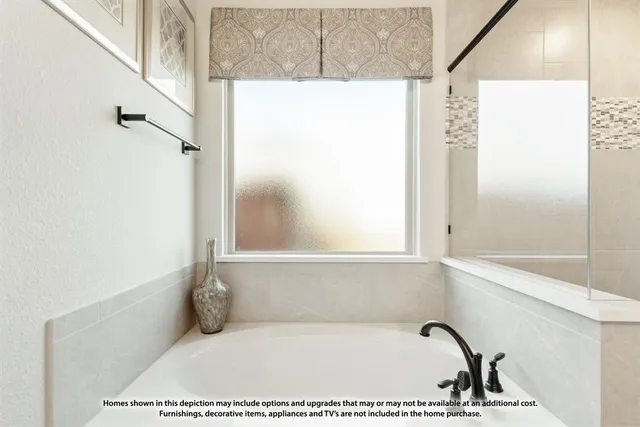 $601,571 | 315 Spring Circle, Red Oak, TX 75154