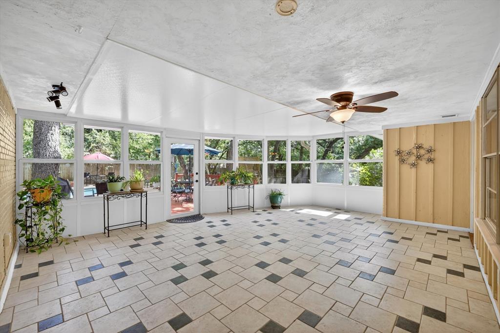 2214 Ravinia Drive Arlington, TX 76012 - Photo 31 of 40
