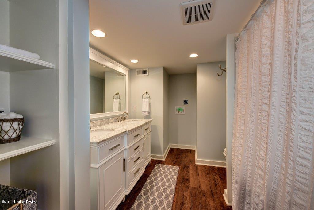 27 Stonebridge Road Louisville, KY 40207 - Photo 49 of 54 47