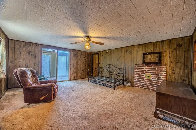 $215,000 | 33279 Pawnee Drive, Lebanon, MO 65536