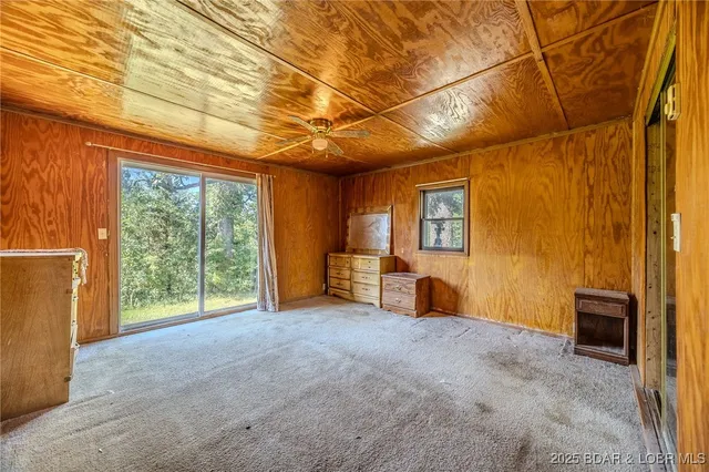 $215,000 | 33279 Pawnee Drive, Lebanon, MO 65536