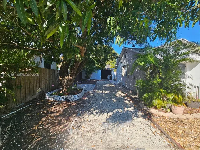 $695,000 | 3015 Southwest 24th Terrace, Miami, FL 33145