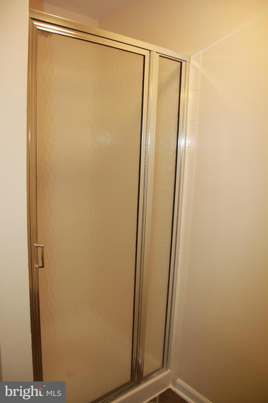 5340 Kelmscot Road Baltimore, MD 21237 - Photo 22 of 25 Bath