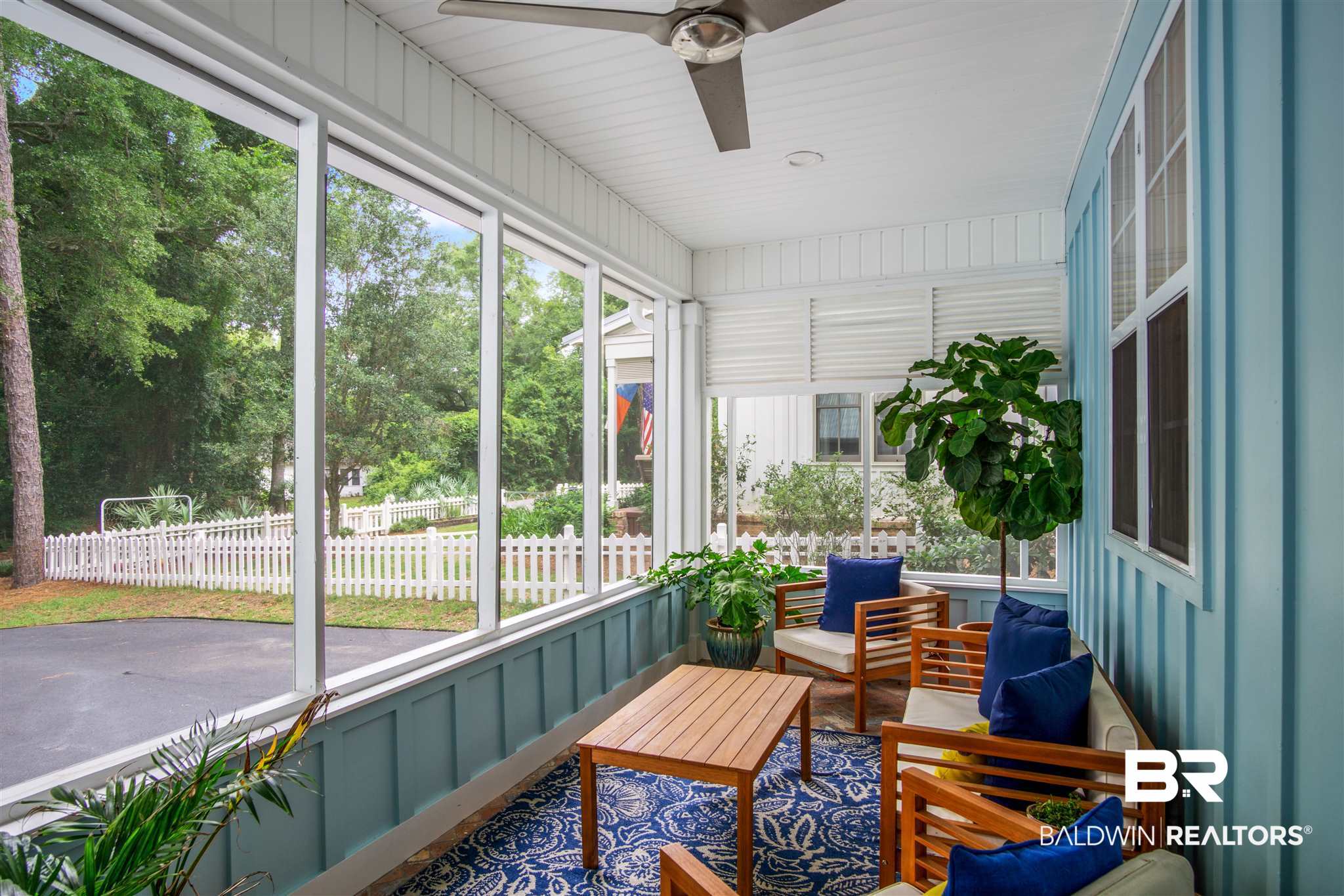 407 Pomelo Street Fairhope, AL 36532 - Photo 3 of 42 Screened in Front Porch