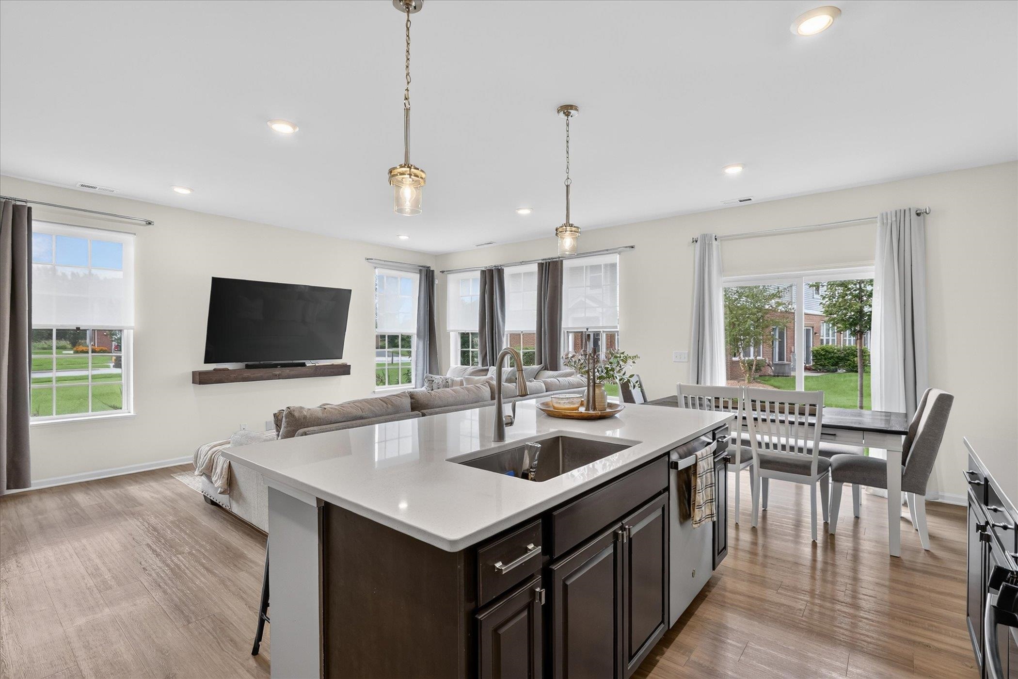 1308 Draper Road McHenry, IL 60050 - Photo 14 of 34 Gallery Image 14