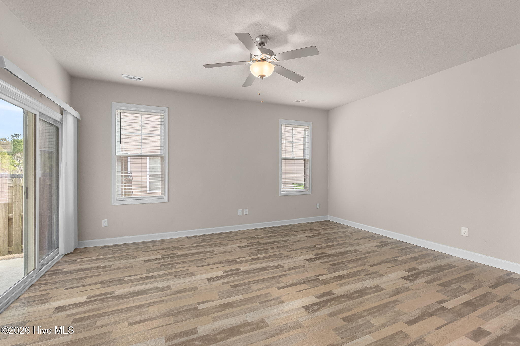 367 Frisco Way Holly Ridge, NC 28445 - Photo 7 of 36 20-web-or-mls-chadwick-visuals-367-frisc