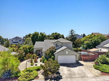 $845,000 | 577 Phelps Court, Benicia, CA 94510