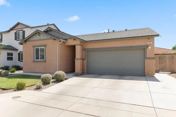 $430,000 | 282 Rosebriar Street, Madera, CA 93638