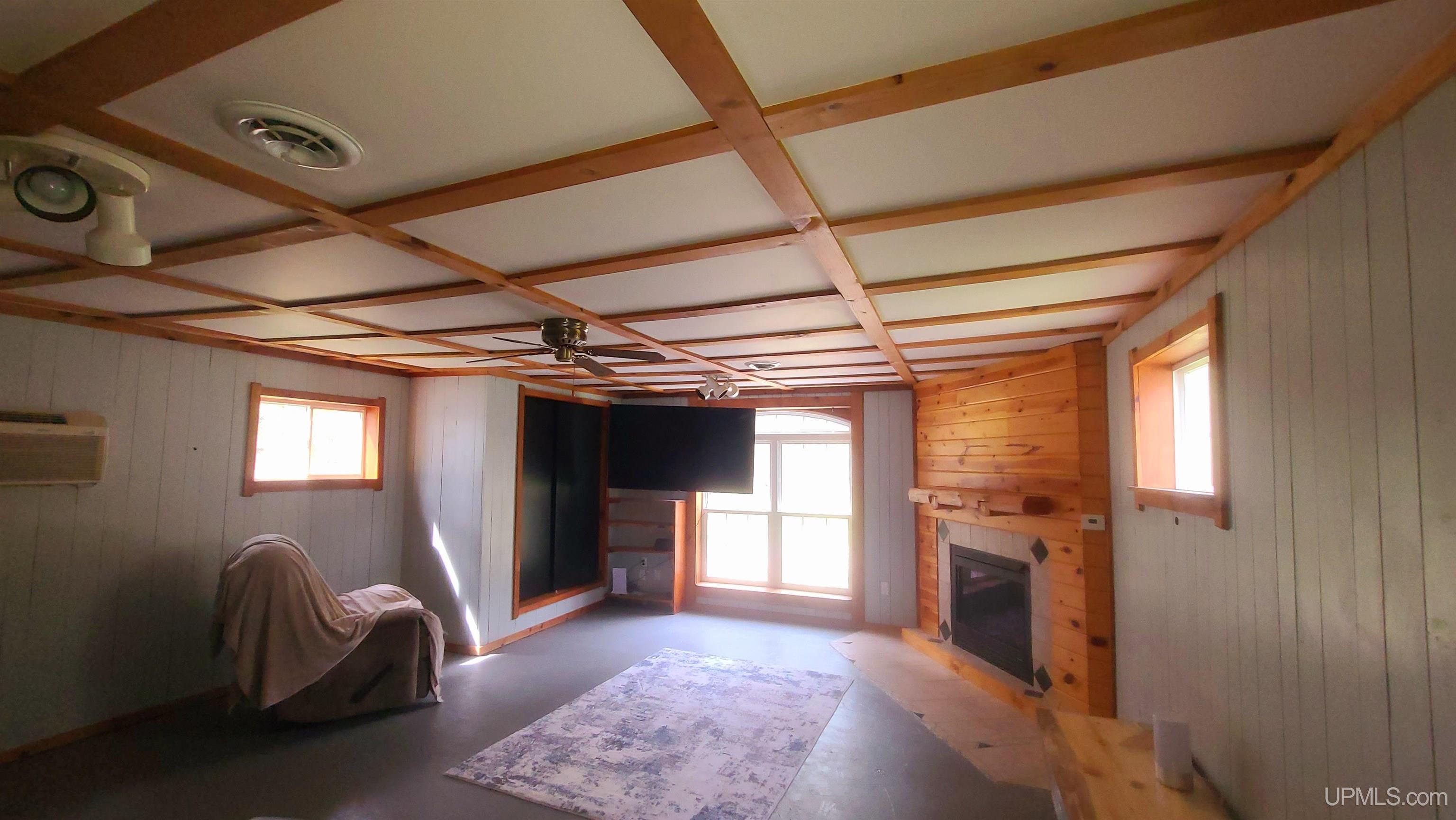 N18733 Short Cut Road Pembine, WI 54156 - Photo 5 of 63 Gallery Image 5