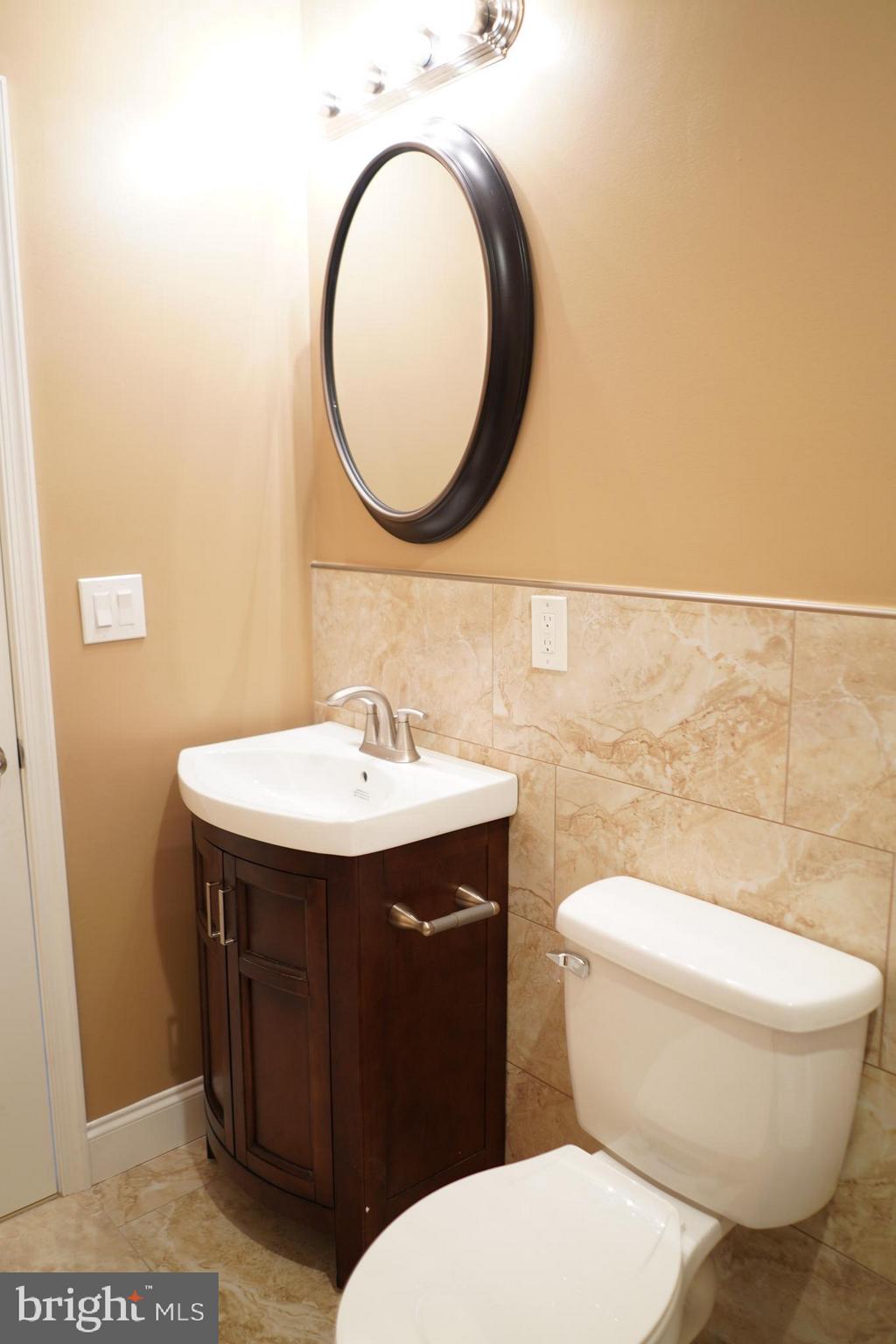 4222 Falls Road Baltimore, MD 21211 - Photo 12 of 22 Full Bathroom 3