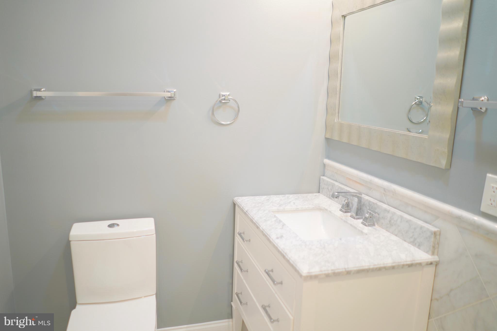4222 Falls Road Baltimore, MD 21211 - Photo 10 of 22 Master bath