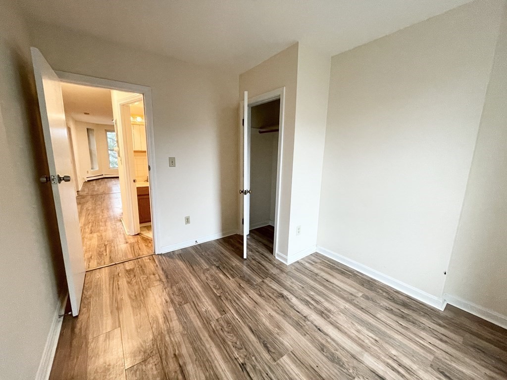 92 Hammond Street, Unit 3 Boston, MA 02120 - Photo 4 of 9