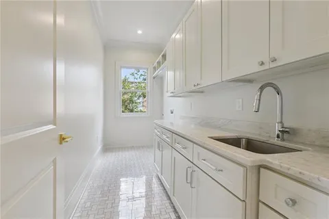 $2,455,000 | 3620 Chestnut Street, New Orleans, LA 70115