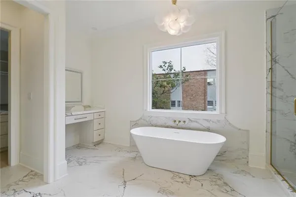 $2,455,000 | 3620 Chestnut Street, New Orleans, LA 70115