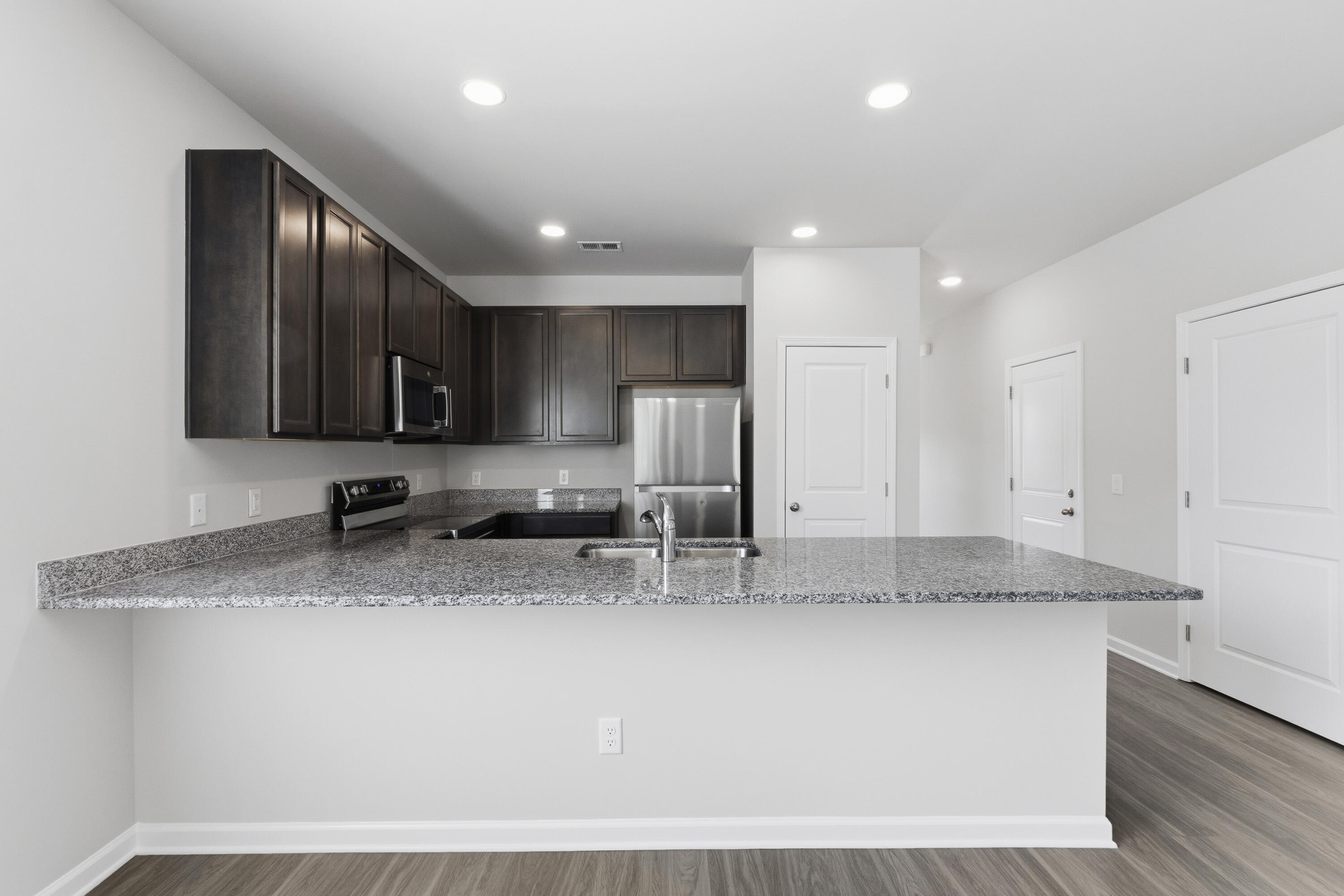 1330 Warrens Way Manning, SC 29102 - Photo 8 of 26 _01A8775