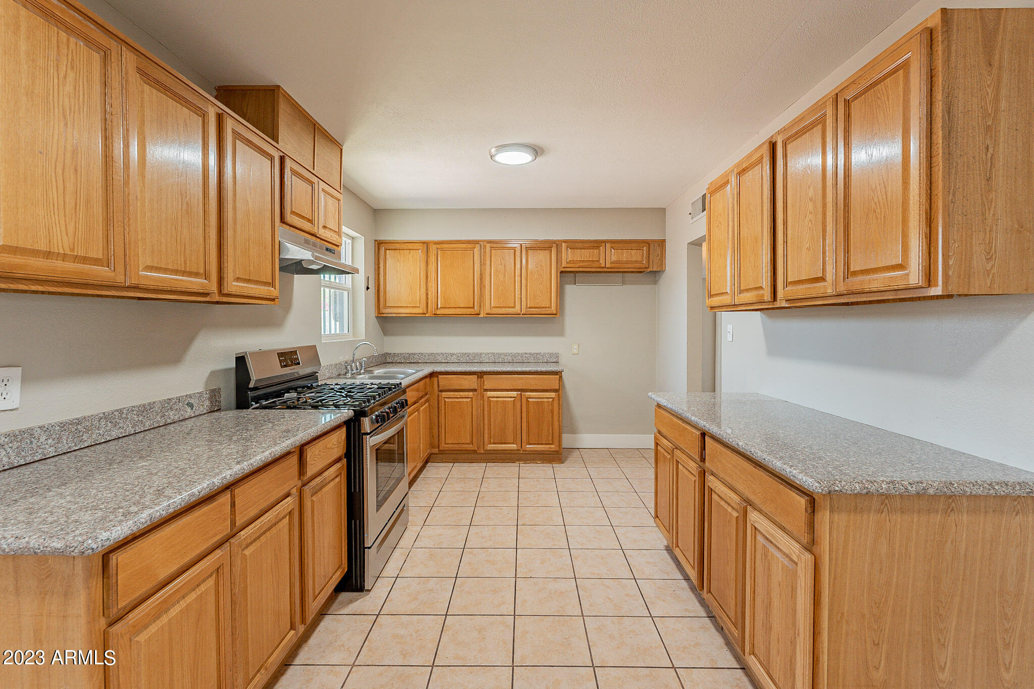 7036 North 22nd Drive Phoenix, AZ 85021 - Photo 15 of 41 22nd-15