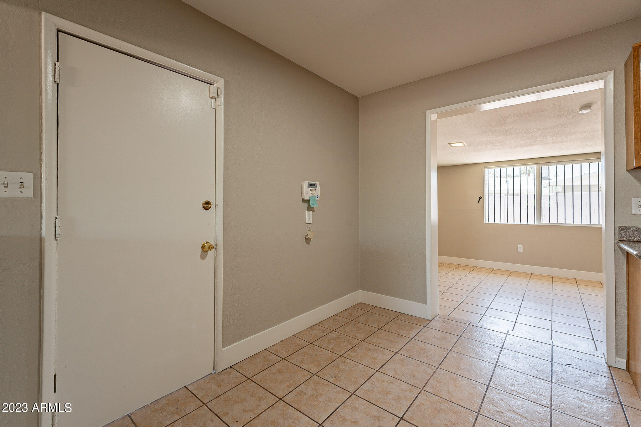 7036 North 22nd Drive Phoenix, AZ 85021 - Photo 7 of 41 22nd-7