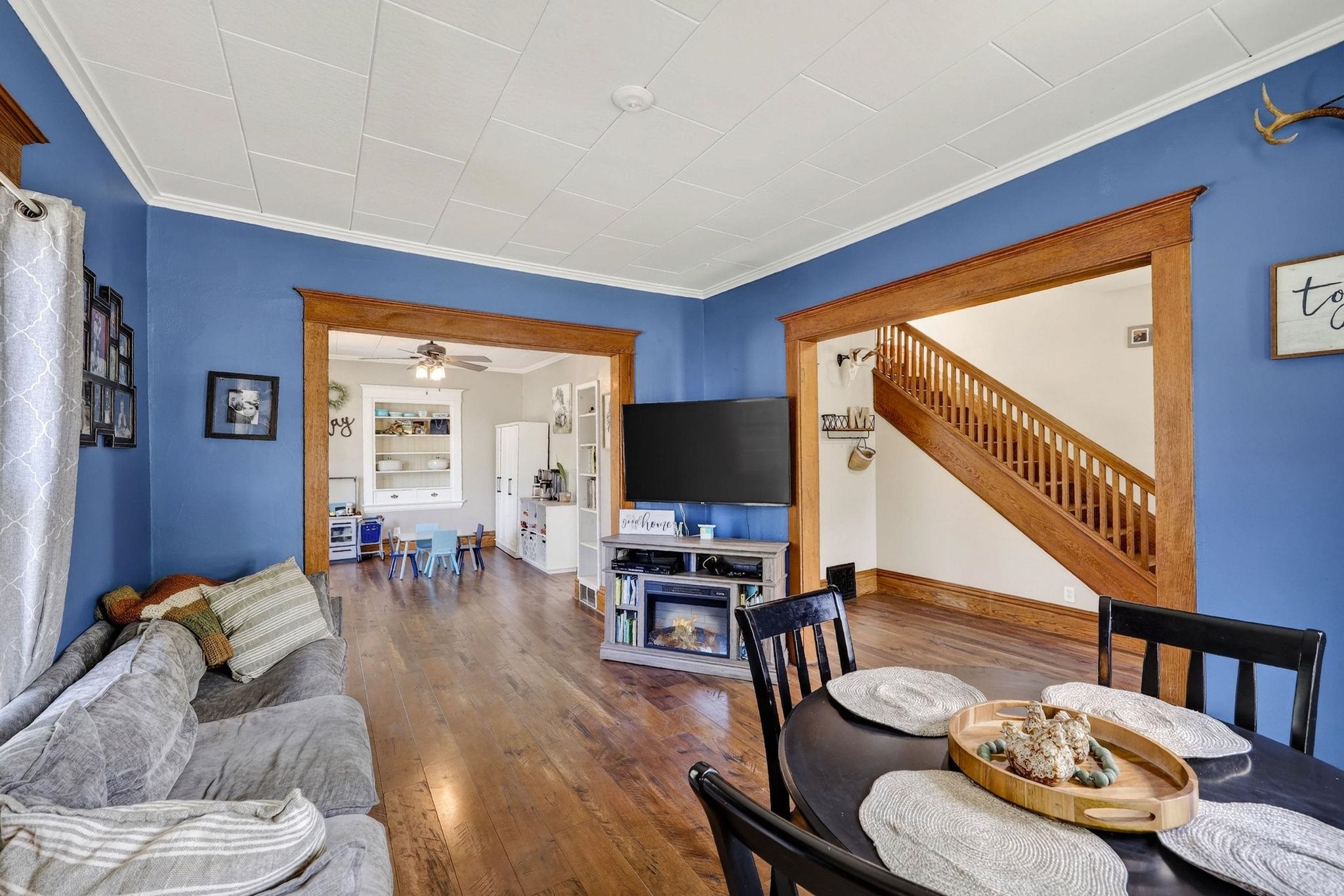 432 6th Street Baraboo, WI 53913 - Photo 15 of 56