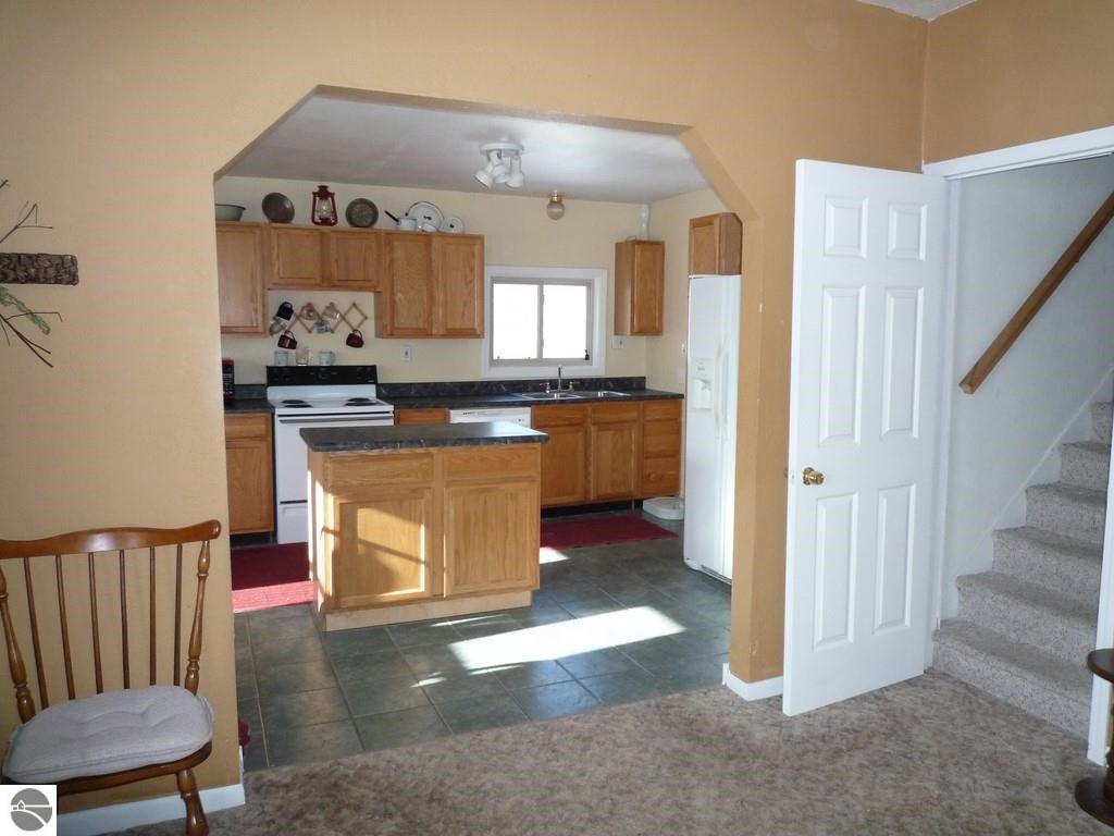 7691 North Smith Road Alma, MI 48801 - Photo 12 of 31 1793899-11.JPG