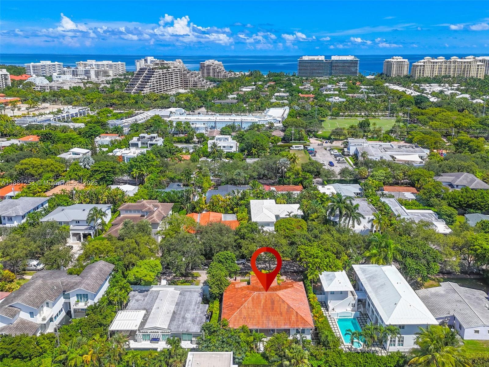 340 Woodcrest Road Key Biscayne, FL 33149 - Photo 48 of 51 a view of a city