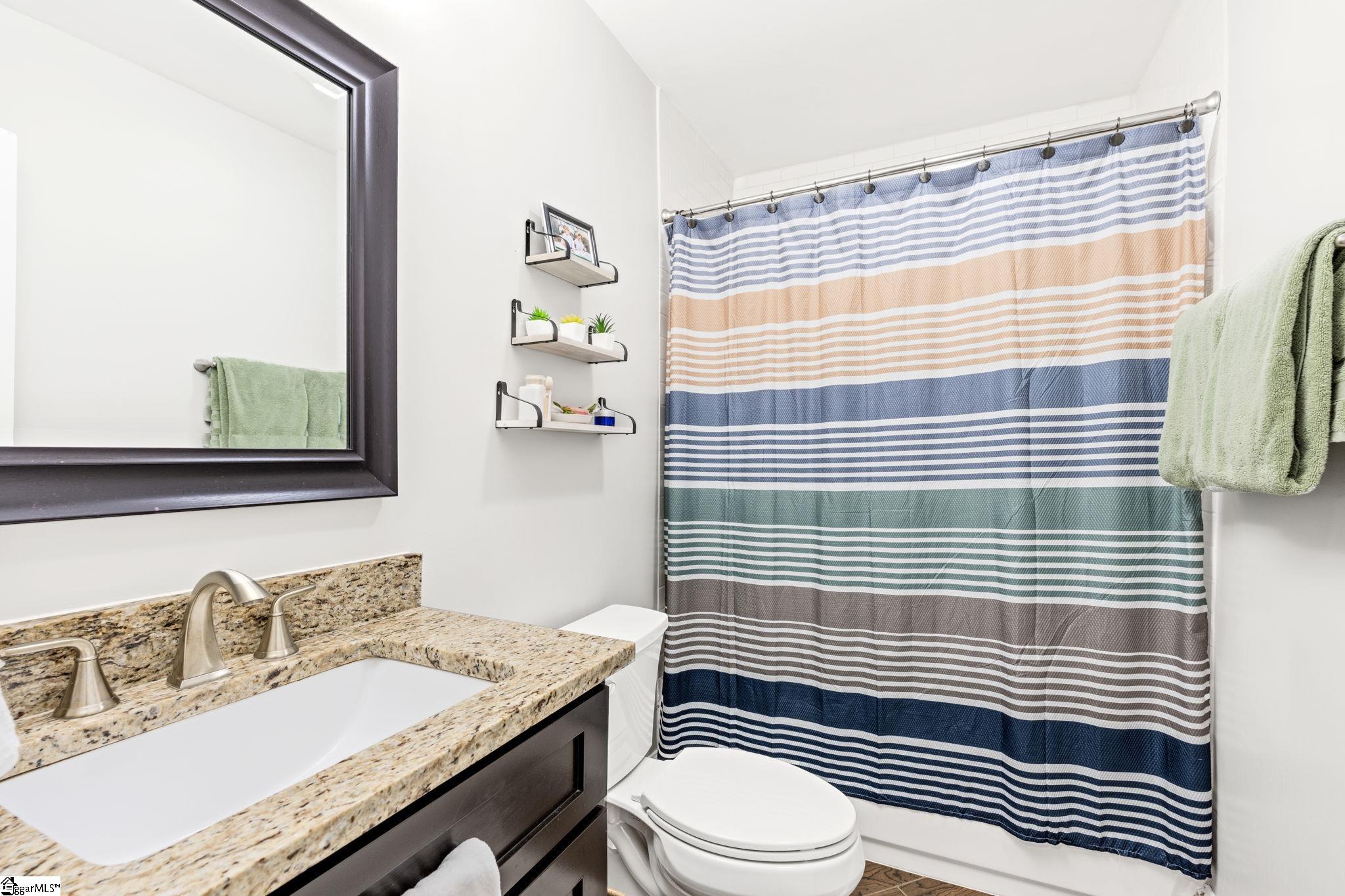 212 Robin Hood Road Greenville, SC 29607 - Photo 22 of 29 Gallery Image 22