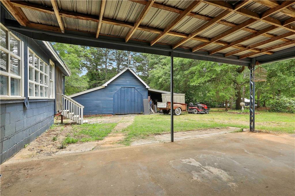 8650 Ridge Road Fairburn, GA 30213 - Photo 11 of 48