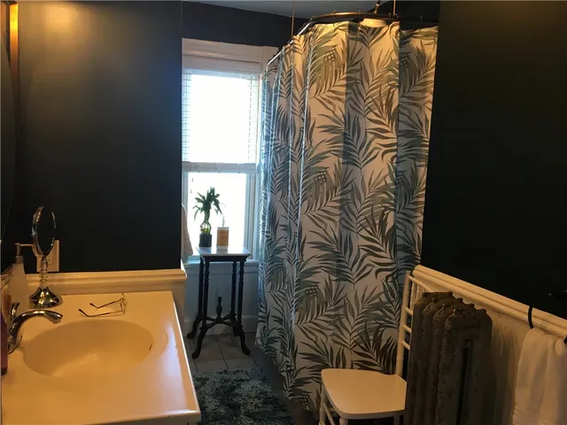 $699,000 | 10 Carleton Street, Providence, RI 02908