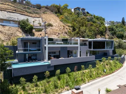 $6,000,000 | 1489 Stebbins Terrace, Los Angeles, CA 90069