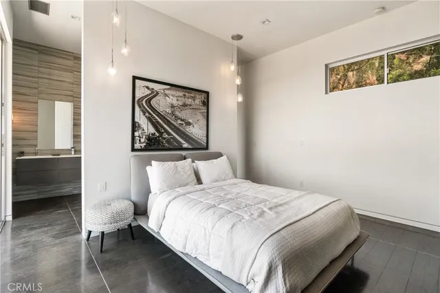 $6,000,000 | 1489 Stebbins Terrace, Los Angeles, CA 90069