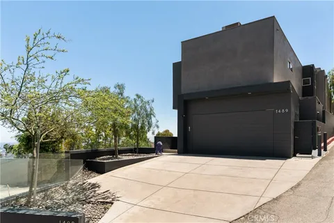 $6,000,000 | 1489 Stebbins Terrace, Los Angeles, CA 90069