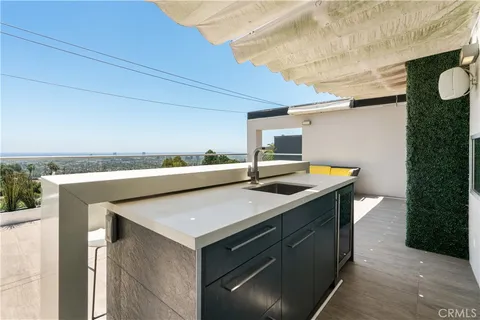 $6,000,000 | 1489 Stebbins Terrace, Los Angeles, CA 90069