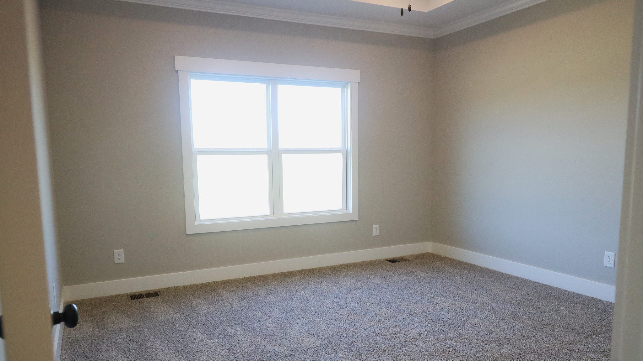 5558 Borthick Road Springfield, TN 37172 - Photo 27 of 53 an empty room with a window