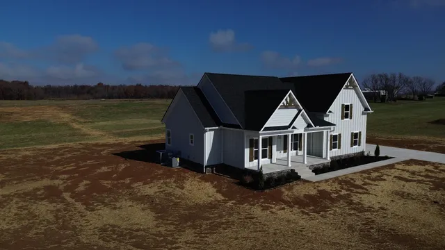 $635,000 | 5558 Borthick Road, Springfield, TN 37172