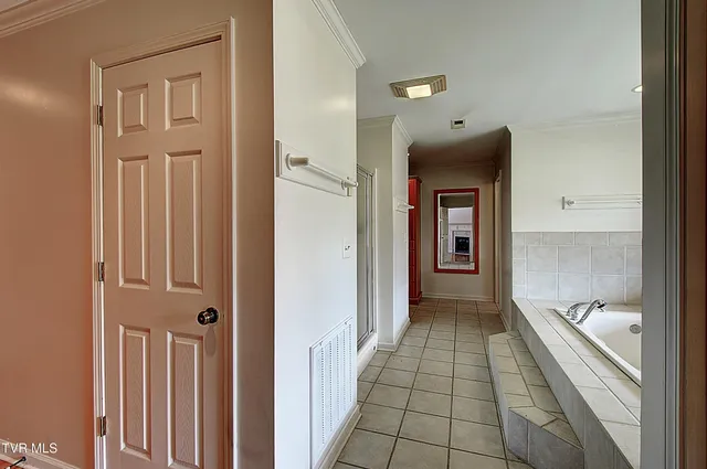 $1,000,000 | 244 Sinking Creek Road, Johnson City, TN 37601