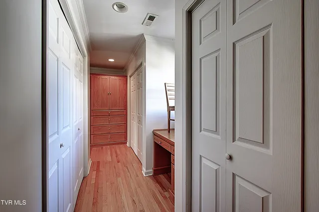 $1,000,000 | 244 Sinking Creek Road, Johnson City, TN 37601