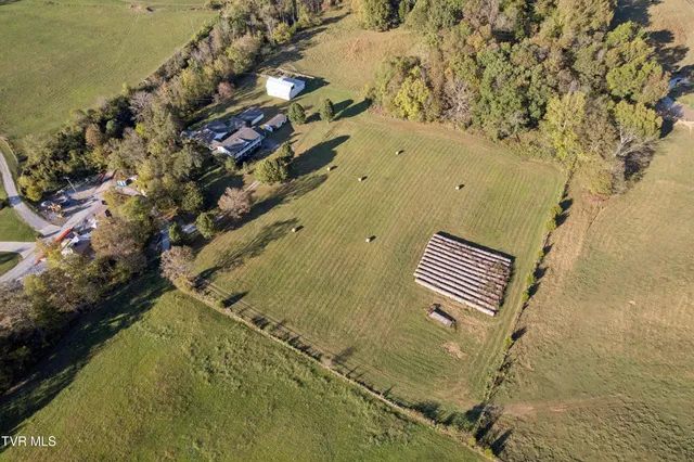 $1,000,000 | 244 Sinking Creek Road, Johnson City, TN 37601