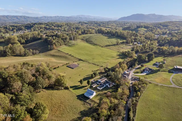 $1,000,000 | 244 Sinking Creek Road, Johnson City, TN 37601