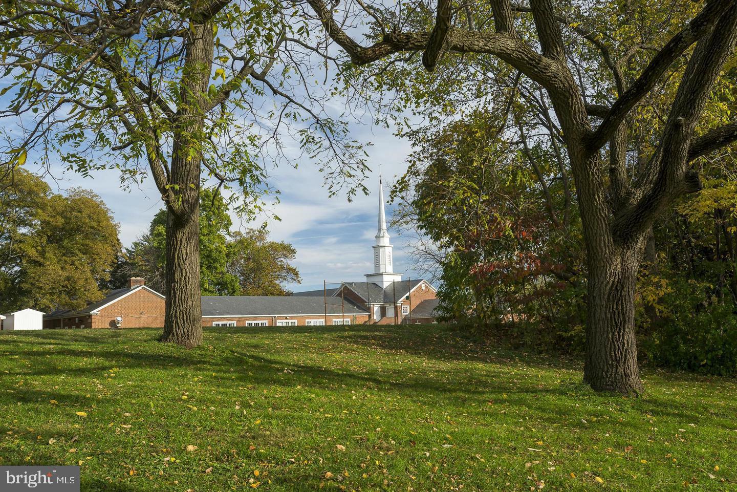 409 Lambeth Road Catonsville, MD 21228 - Photo 3 of 3 OPE N SPACE IN BACK OF HOUSE