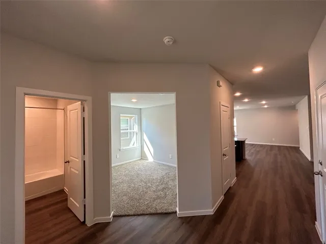 $264,560 | 501 Perry Place, Rockdale, TX 76567