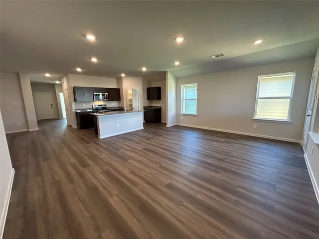 $264,560 | 501 Perry Place, Rockdale, TX 76567